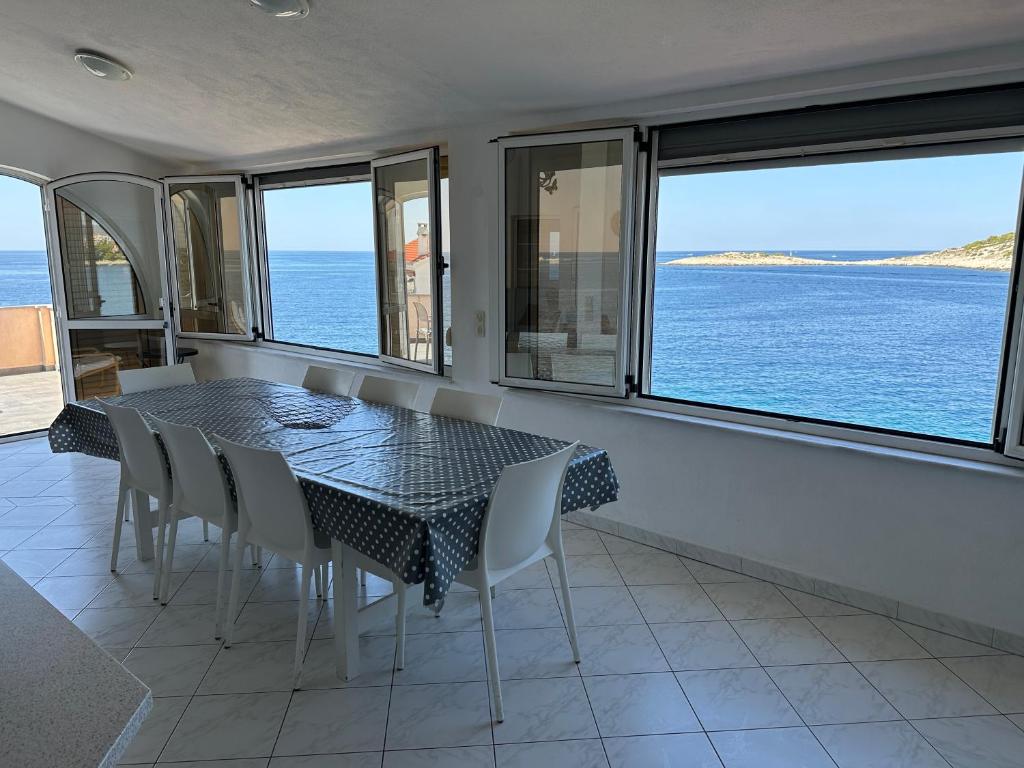 Apartman s 2 spavaće sobe II