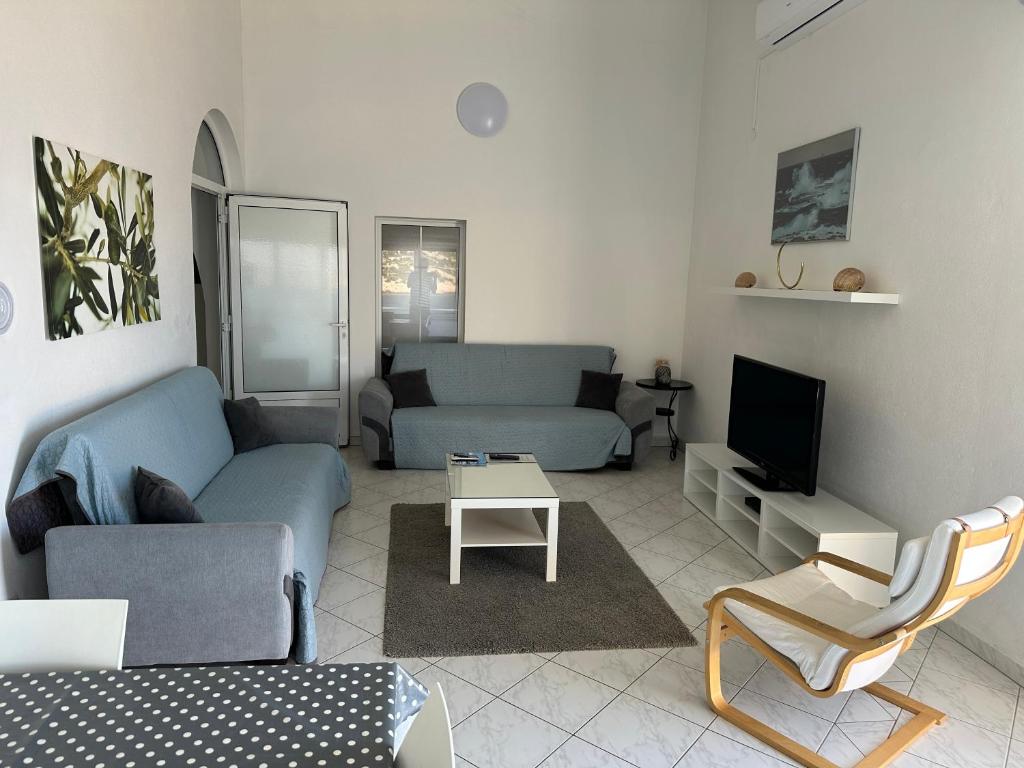 Udobni dnevni boravak apartmana